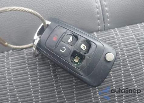 2018 Chevrolet Impala 1Lt из США, поврежденный, VIN 2G1105S33J9117015